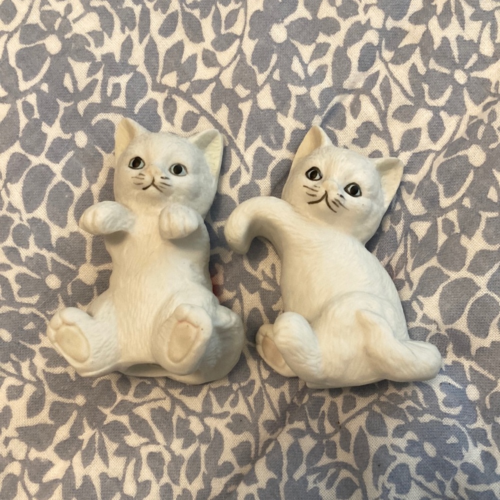 Cat Salt and Pepper Shakers